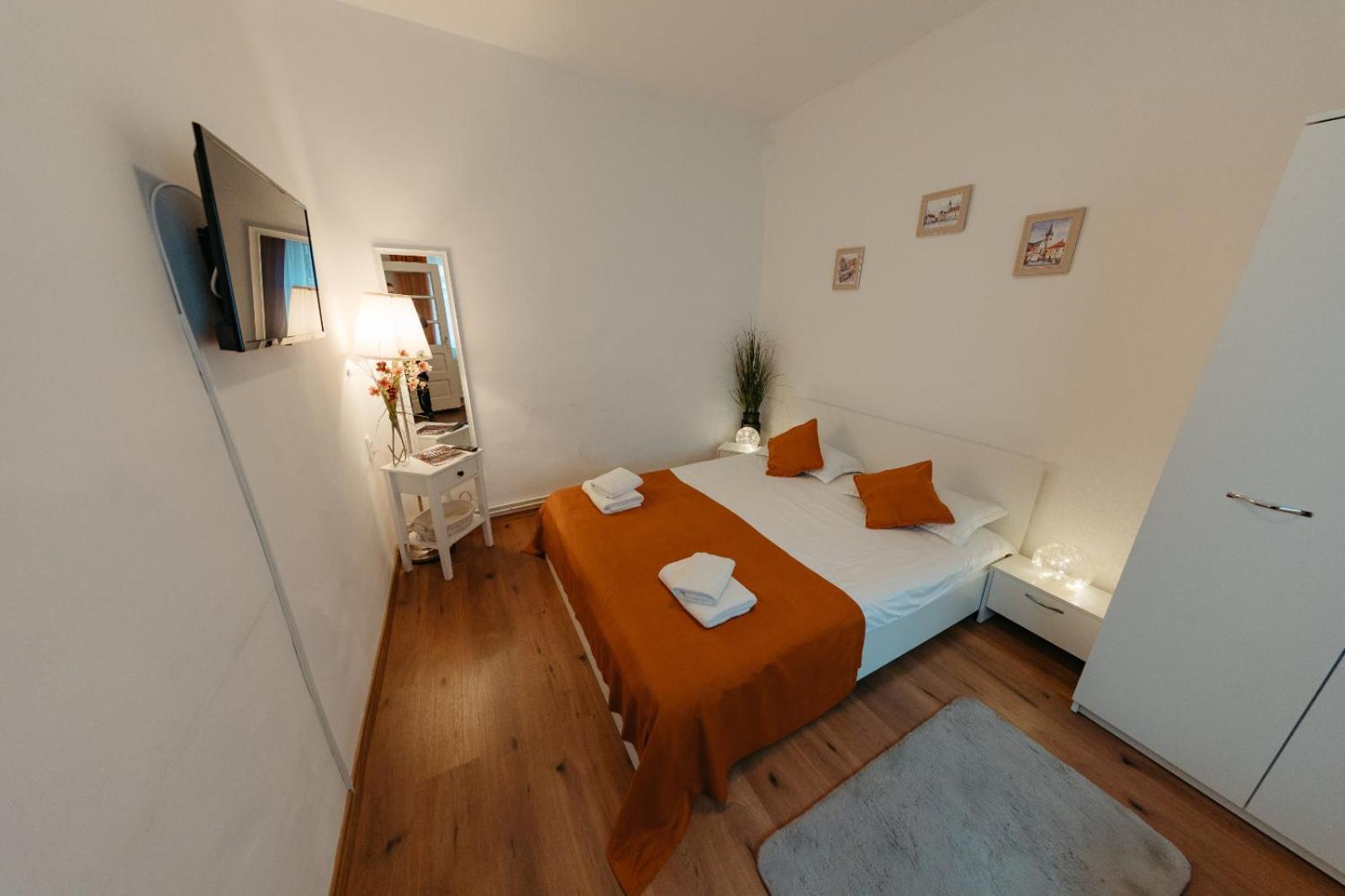 Flh - Apartament Mai Cu Aroma De Cafea Si Ceai Sibiu Eksteriør billede
