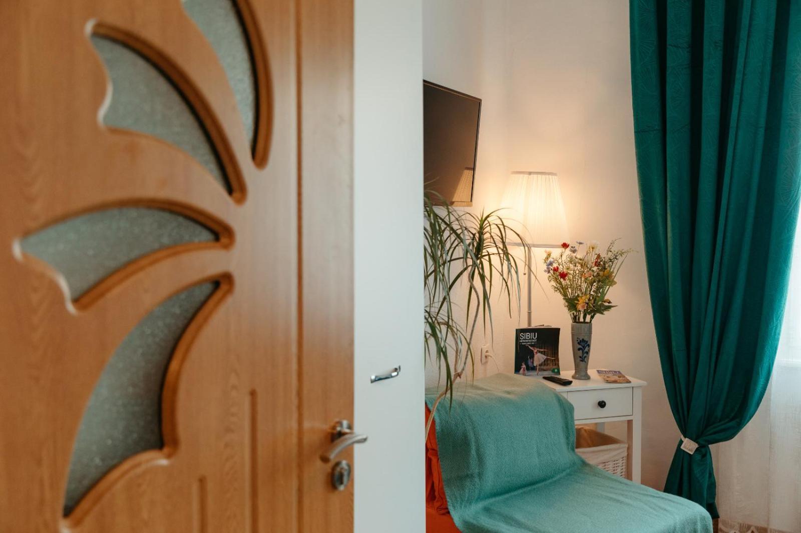 Flh - Apartament Mai Cu Aroma De Cafea Si Ceai Sibiu Eksteriør billede